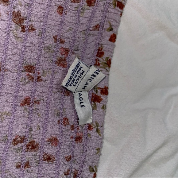 American Eagle Floral Cropped Top - Picture 3 of 3